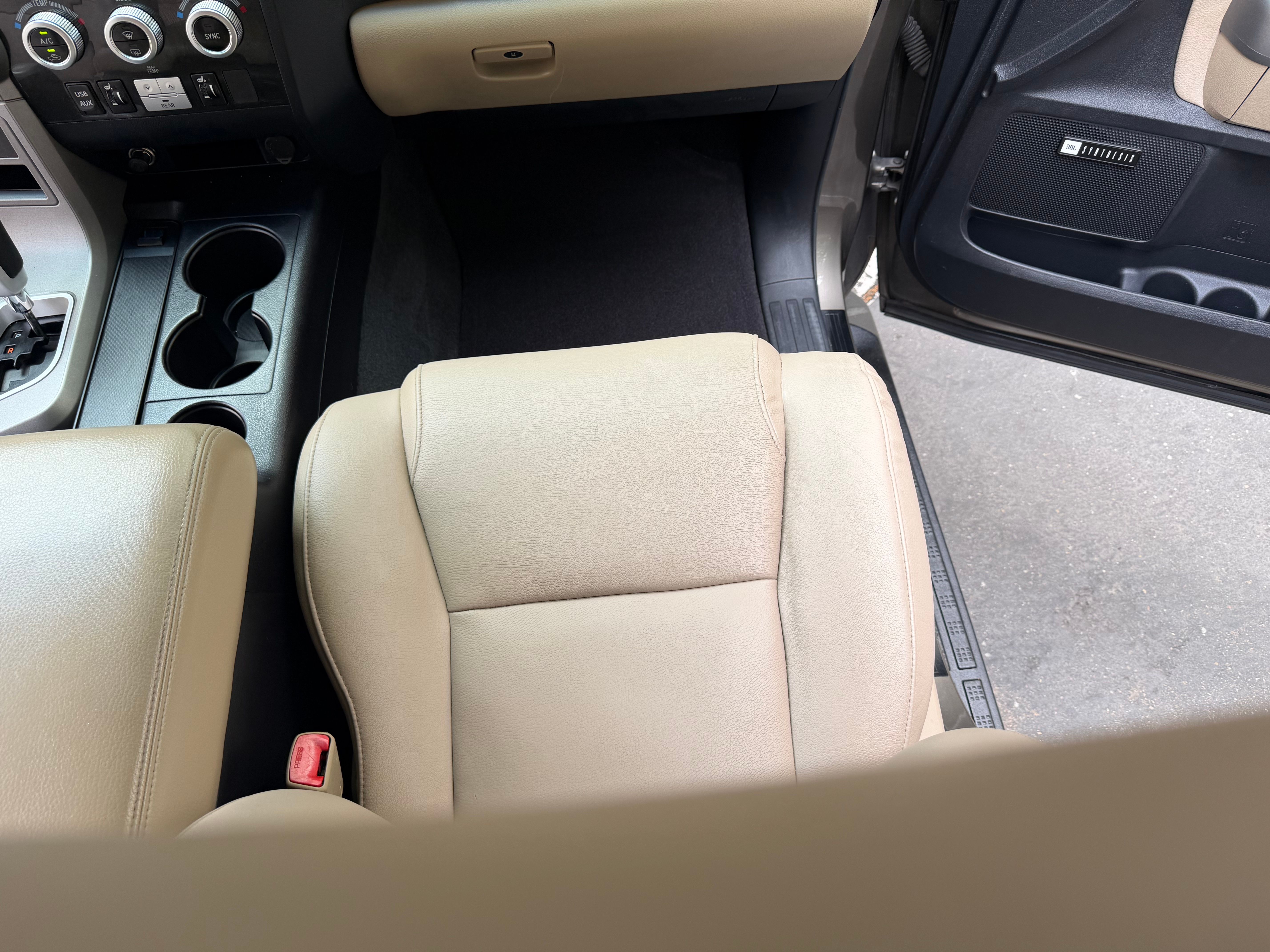 Used 2017 Toyota Sequoia Limited AWD/4WD image 27