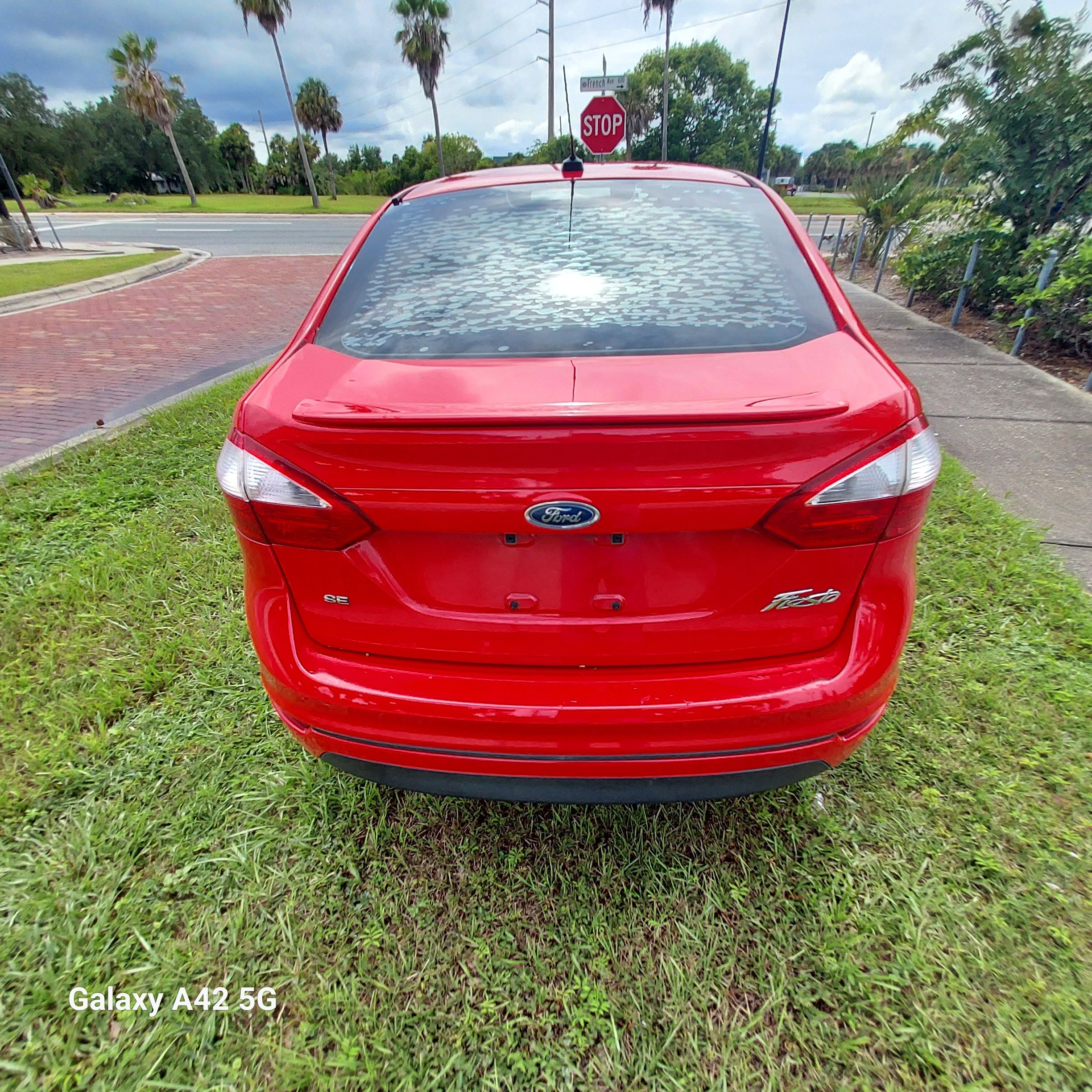 Used 2014 Ford Fiesta SE Sedan FWD image 6