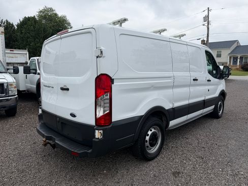 Used 2018 Ford Transit 150 130 Low Roof RWD image 5