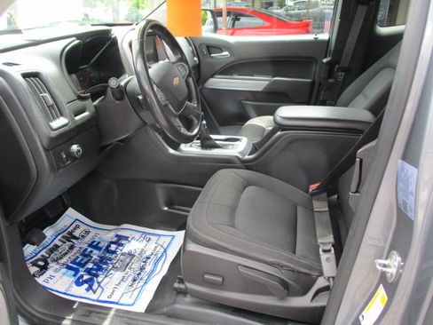 Used 2022 Chevrolet Colorado LT image 15