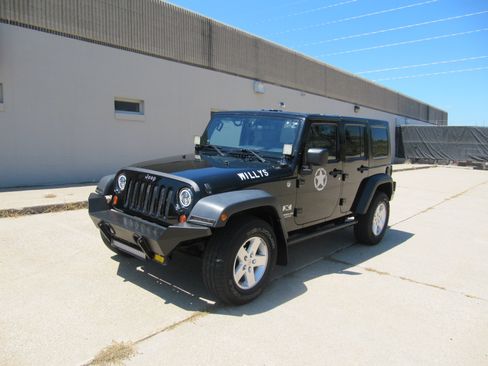 Used 2009 Jeep Wrangler 4WD Unlimited X image 35
