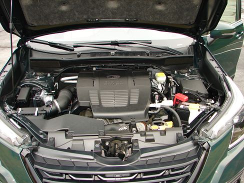 Used 2024 Subaru Forester Limited image 2