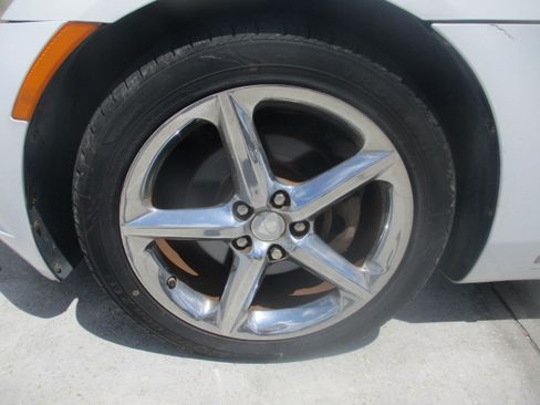 Used 2009 Saturn Sky image 21