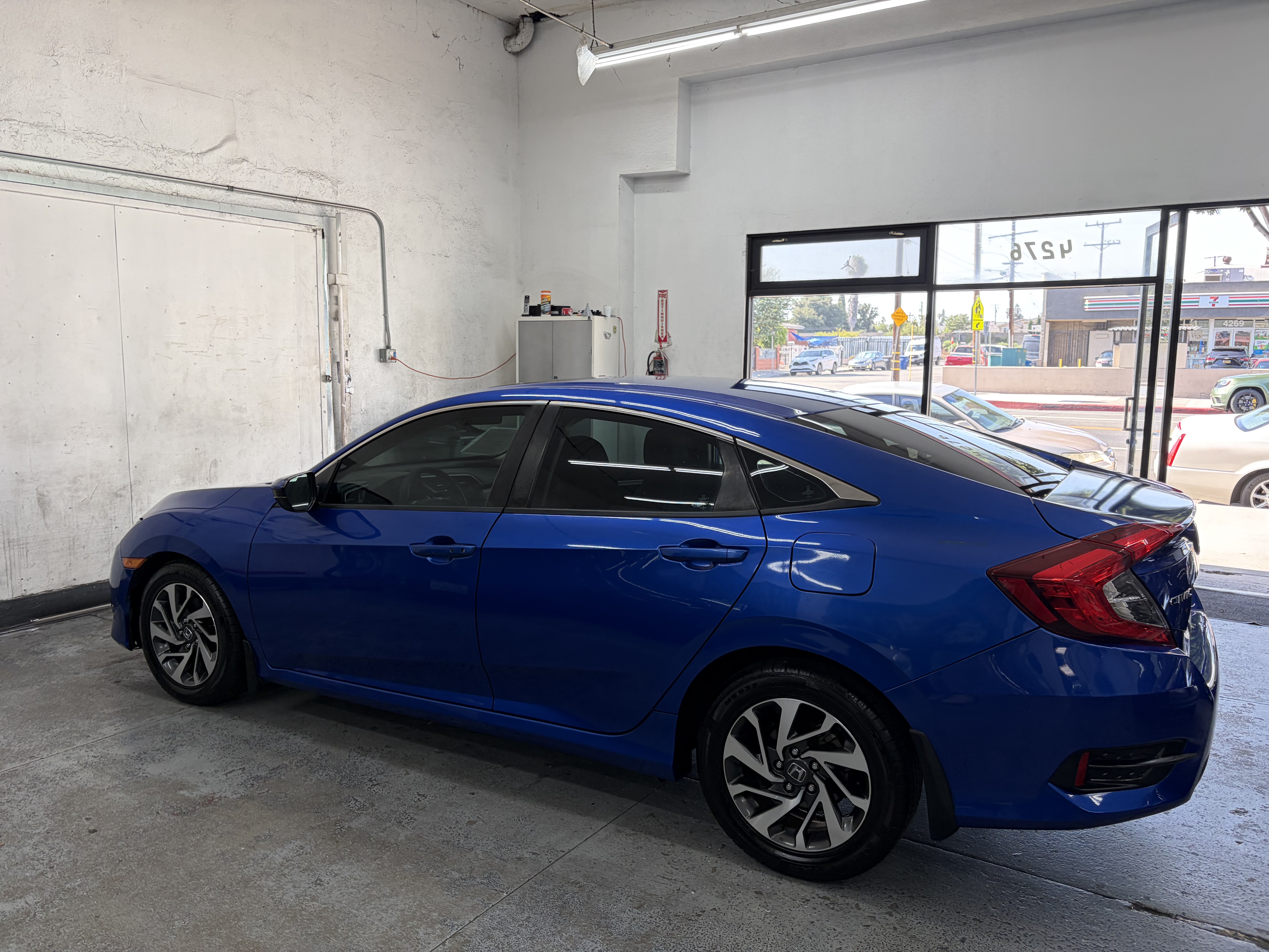 Used 2016 Honda Civic EX Sedan image 4