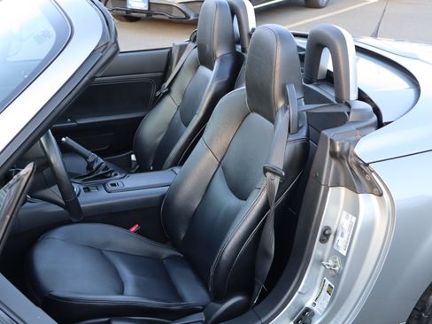 Used 2012 MAZDA MX-5 Miata Grand Touring image 2