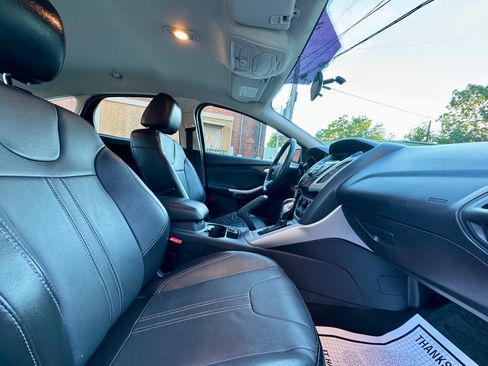 Used 2014 Ford Focus SE image 14