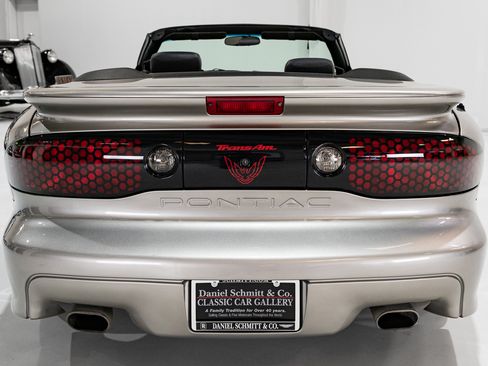 Used 2002 Pontiac Firebird Trans Am image 9