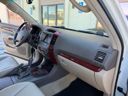 Used 2008 Lexus GX 470 image 25