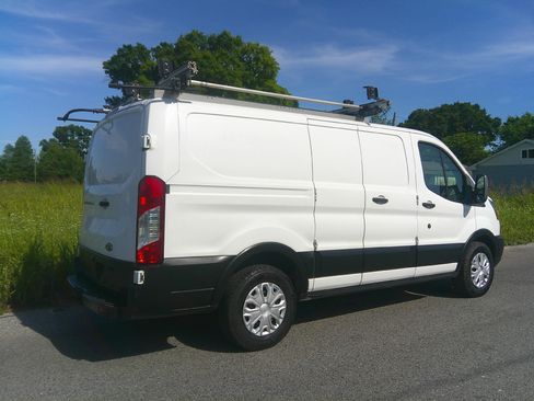 Used 2019 Ford Transit 150 XL RWD image 2