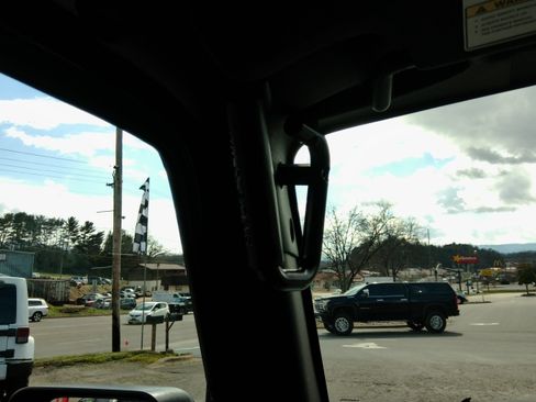 Used 2017 Jeep Wrangler Unlimited Sport S image 63