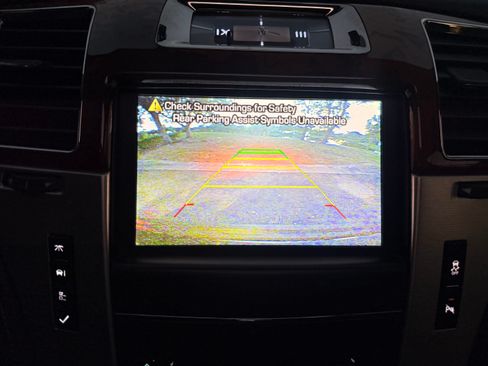 Used 2014 Cadillac Escalade ESV Platinum image 98