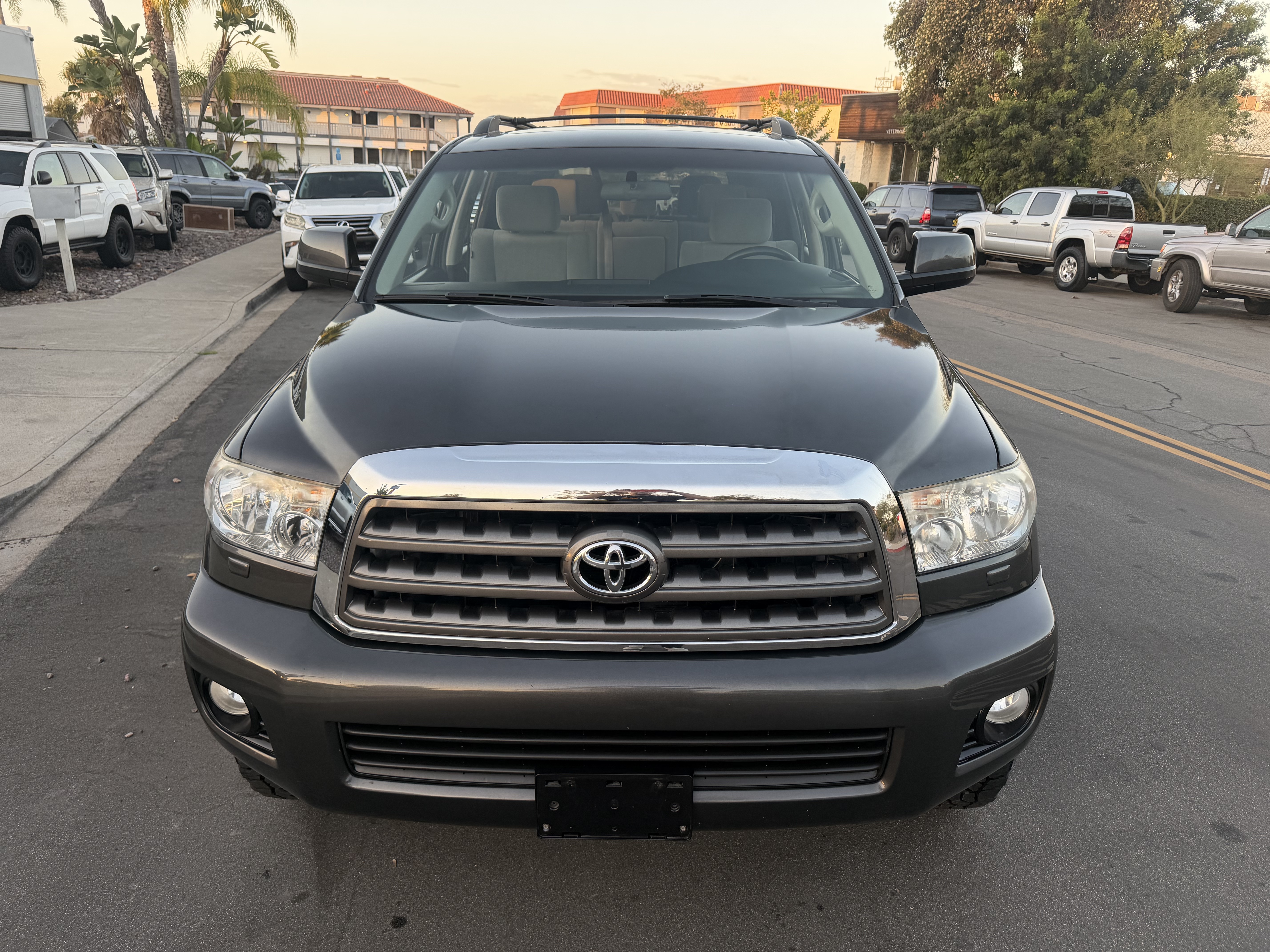Used 2012 Toyota Sequoia 4WD image 10