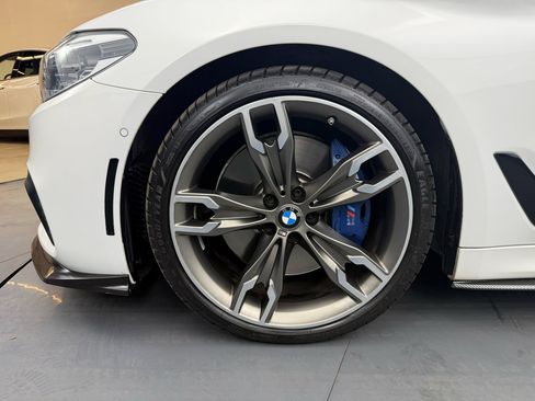 Used 2019 BMW M550i xDrive image 19