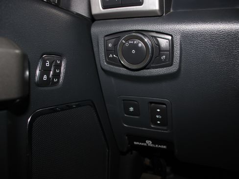 Used 2022 Ford F350 4x4 Crew Cab Super Duty image 38