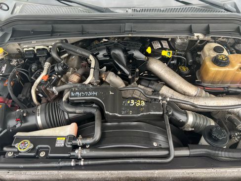 Used 2011 Ford F450 image 19