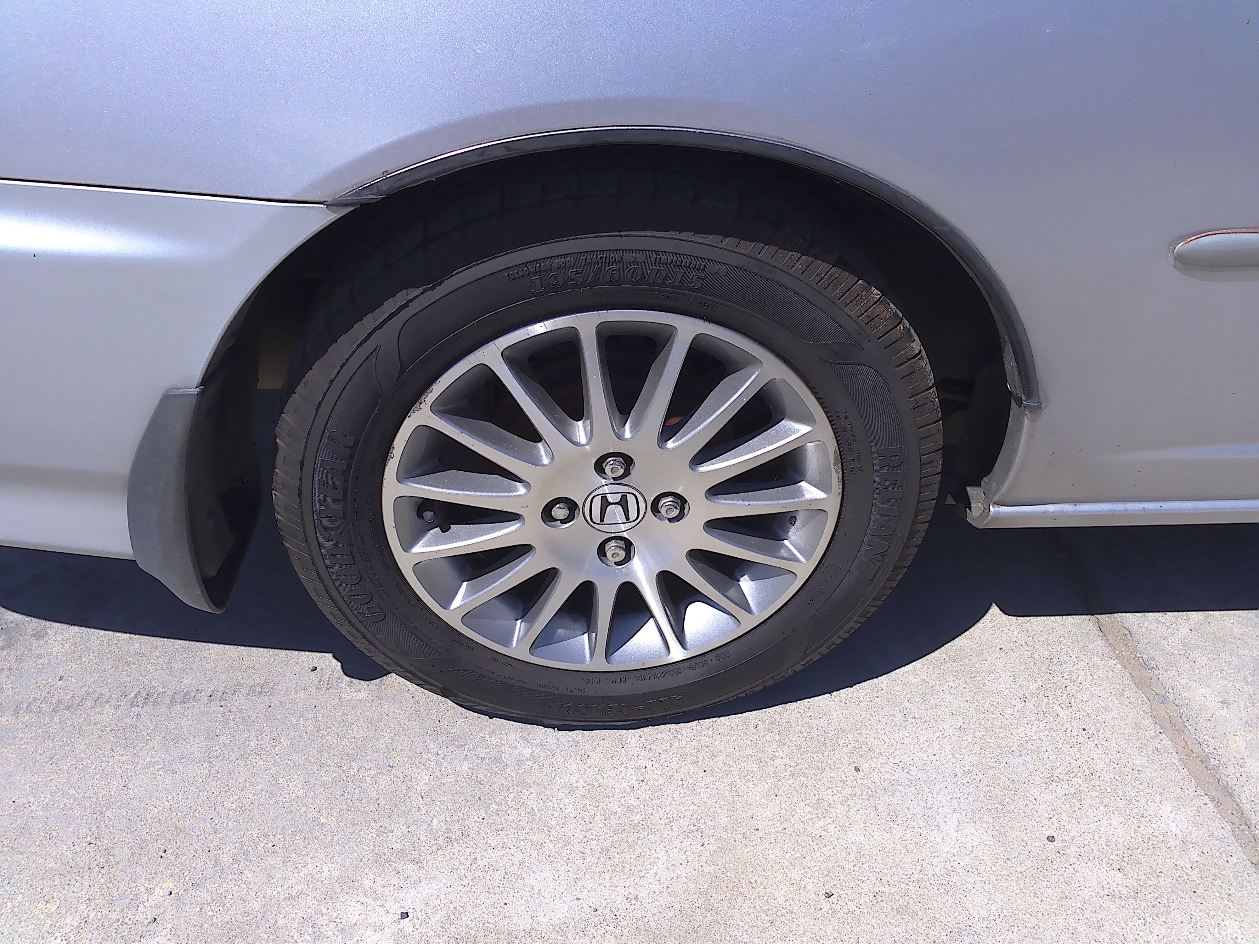 Used 2005 Honda Civic EX Coupe image 30