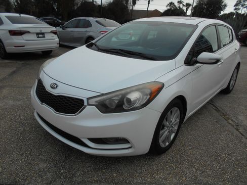 Used 2014 Kia Forte EX image 2