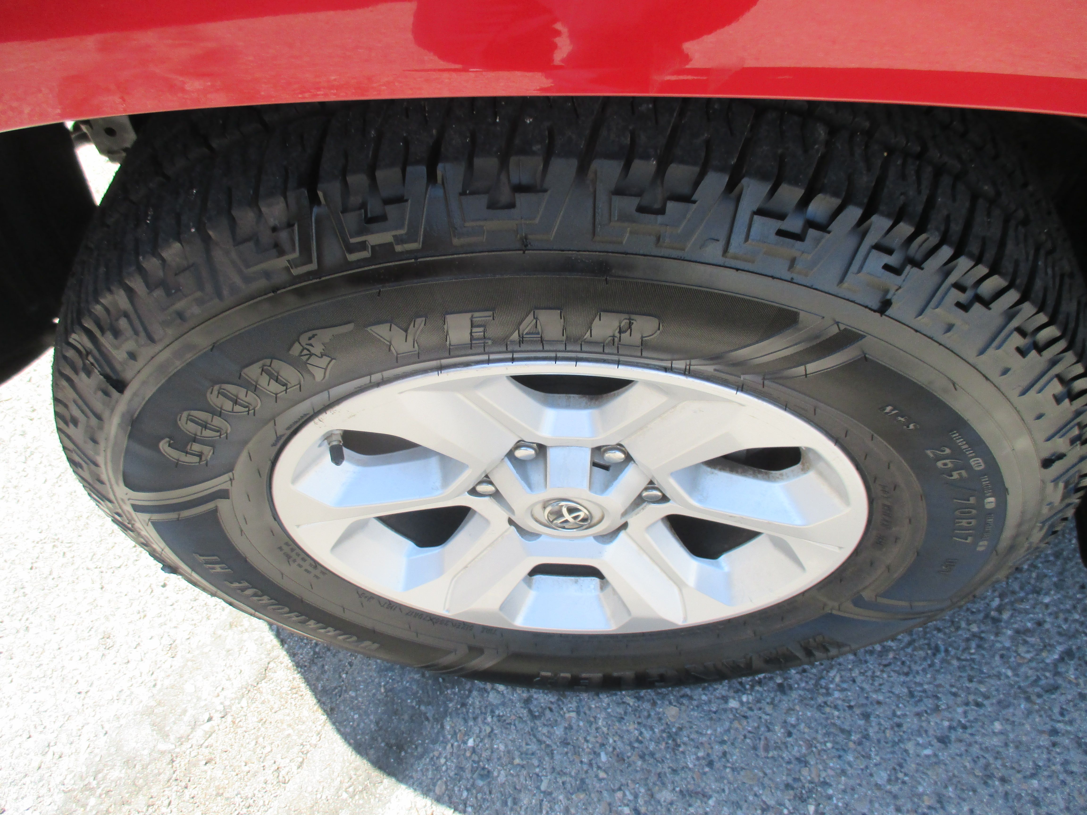 Used 2018 Toyota 4Runner 2WD image 17