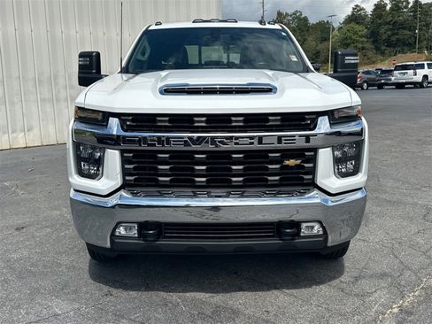 Used 2022 Chevrolet Silverado 3500 LT image 2