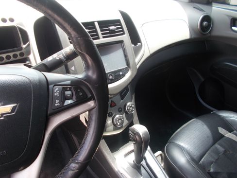 Used 2015 Chevrolet Sonic LTZ Hatchback FWD image 8
