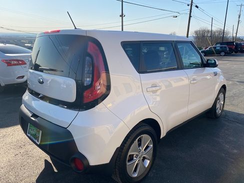 Used 2016 Kia Soul image 16
