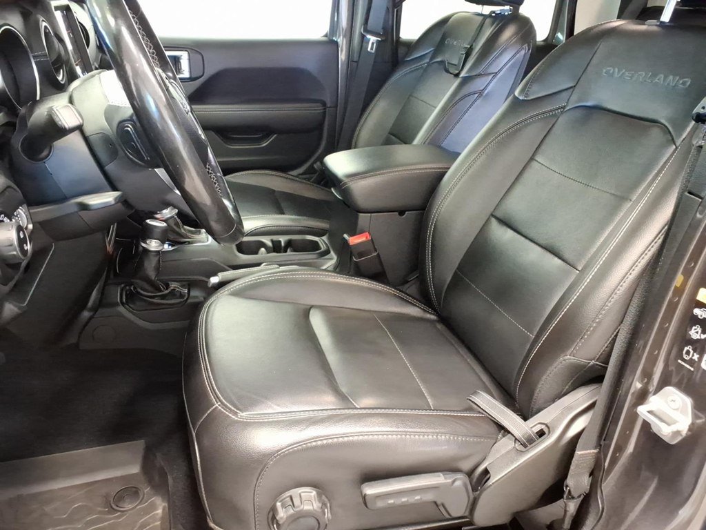 Used 2020 Jeep Gladiator Overland AWD/4WD image 18