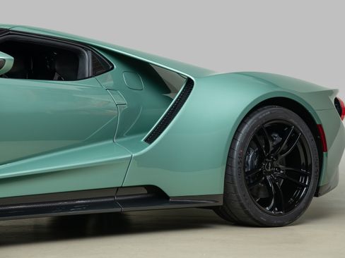 Used 2022 Ford GT RWD image 74