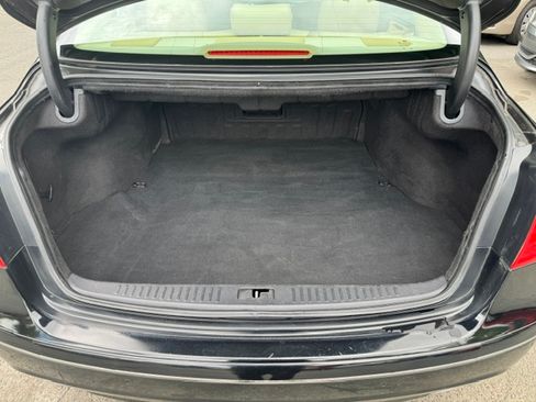 Used 2011 Hyundai Genesis 4.6 RWD image 20