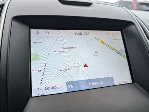 Used 2020 Ford Edge AWD SEL image 11