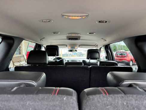 Used 2011 Dodge Durango R/T image 8