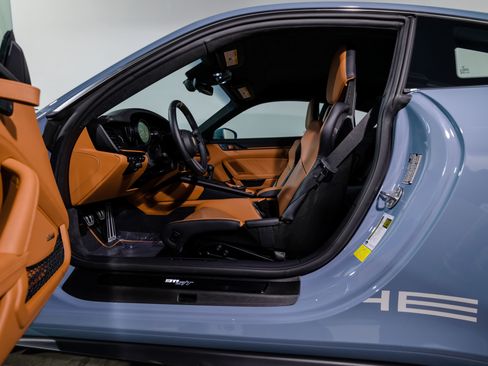 Used 2024 Porsche 911 S/T image 50