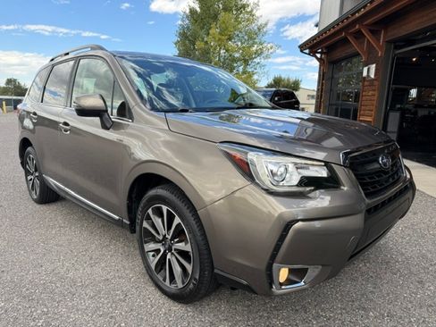 Used 2017 Subaru Forester 2.0XT Touring AWD/4WD image 7