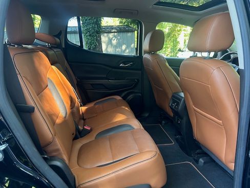 Used 2018 GMC Acadia AWD All Terrain image 27