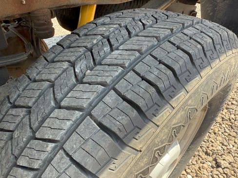 Used 2014 Ford F250 image 12