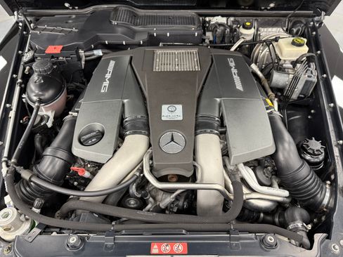 Used 2016 Mercedes-Benz G 63 AMG image 38
