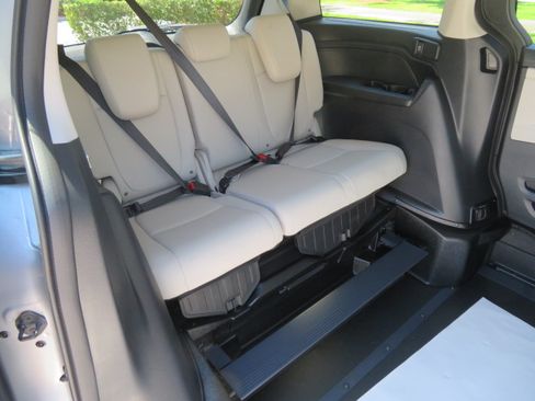 Used 2026 Honda Odyssey EX-L image 26