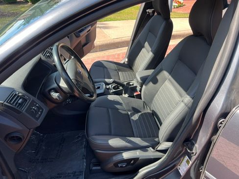 Used 2007 Volvo S40 2.4i FWD image 19