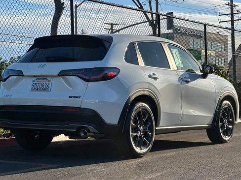 Used 2023 Honda HR-V Sport image 5
