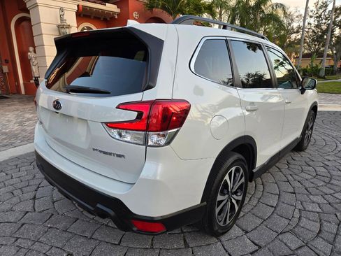 Used 2021 Subaru Forester Limited image 18