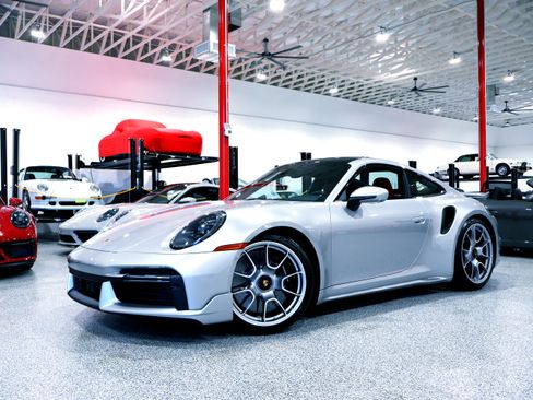 Used 2024 Porsche 911 Turbo S image 4