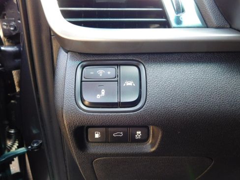 Used 2019 Kia Optima S FWD image 12