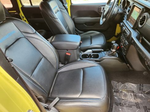 Used 2022 Jeep Wrangler 4xe Rubicon 20th Anniversary image 18