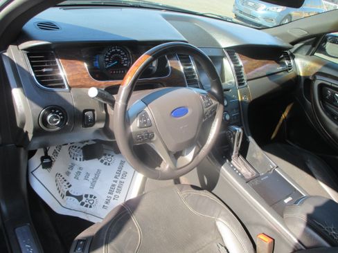 Used 2015 Ford Taurus Limited FWD image 6