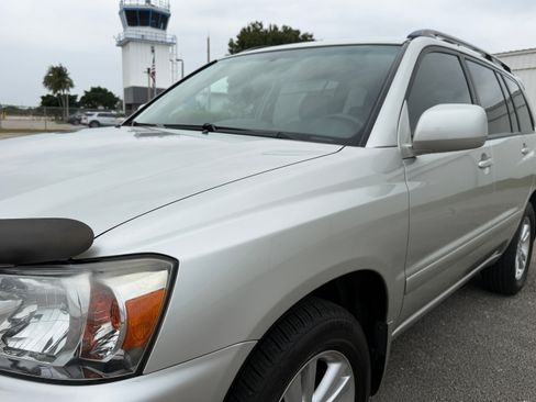 Used 2006 Toyota Highlander Sport image 24