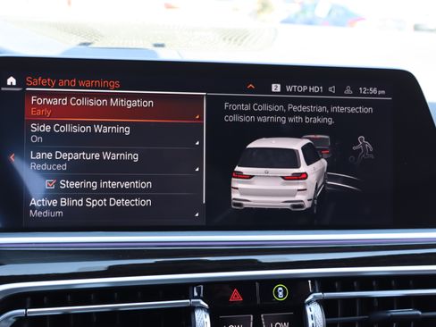 Used 2020 BMW X7 xDrive40i w/ M-Sport Package image 44