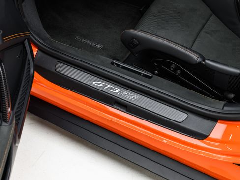 Used 2025 Porsche 911 GT3 RS image 26