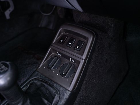 Used 1991 Porsche 911 Carrera 4 image 43