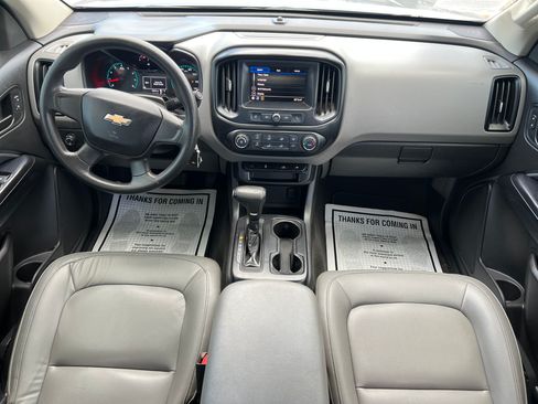 Used 2020 Chevrolet Colorado W/T image 3