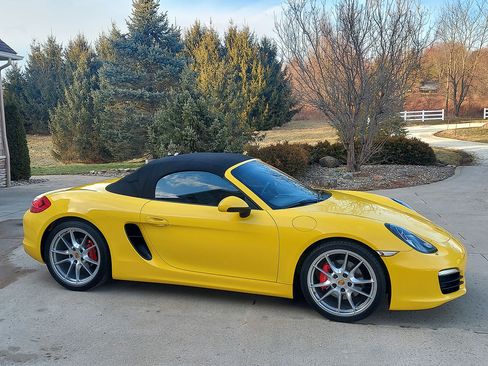 Used 2014 Porsche Boxster S image 8