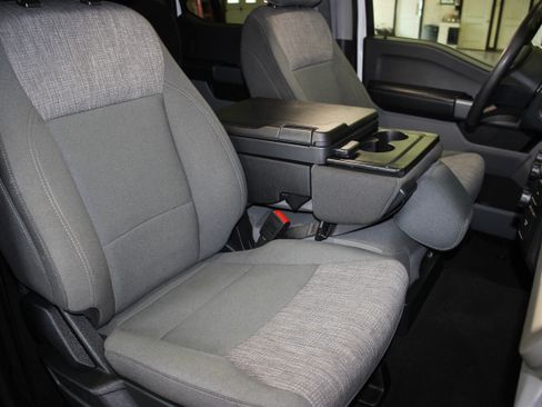 Used 2024 Ford F350 4x4 Crew Cab DRW Super Duty image 19